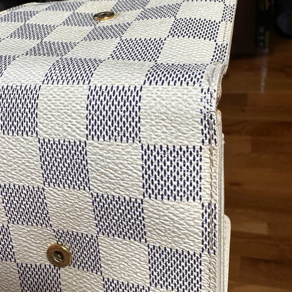 Louis Vuitton Ellise Trifold Azur Small wallet with duster - Picture 10 of 16